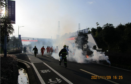 意昂2集团雅安园区联合开展“11.9”消防综合演练